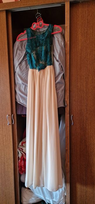 Vand rochii de seara elegante marimea S