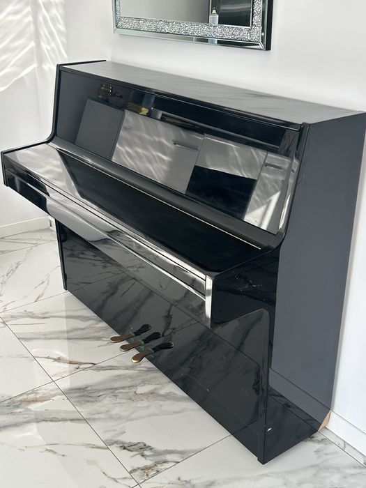 Pian Vertical MODEL  FURSTEIN TP 105