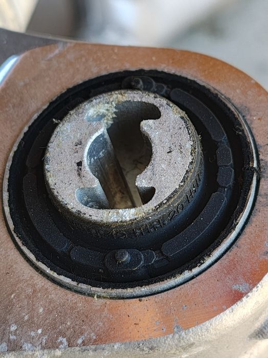 Punte spate BMW Seria 5 G30 cod 6861201