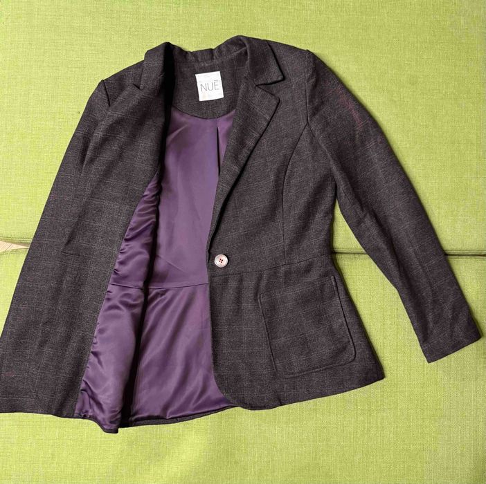 Классный брючный костюм NUE