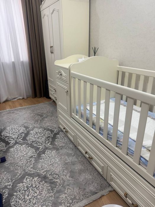 Квартира Себзар 45 дом,3 комнатная,5 /9 Стоимость 110.000$ с мебелью