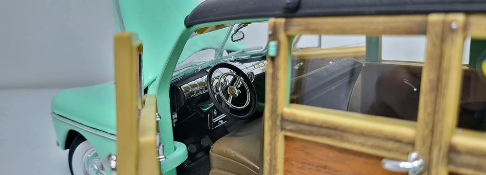 Machetă Ford Woody 1/18 Signature