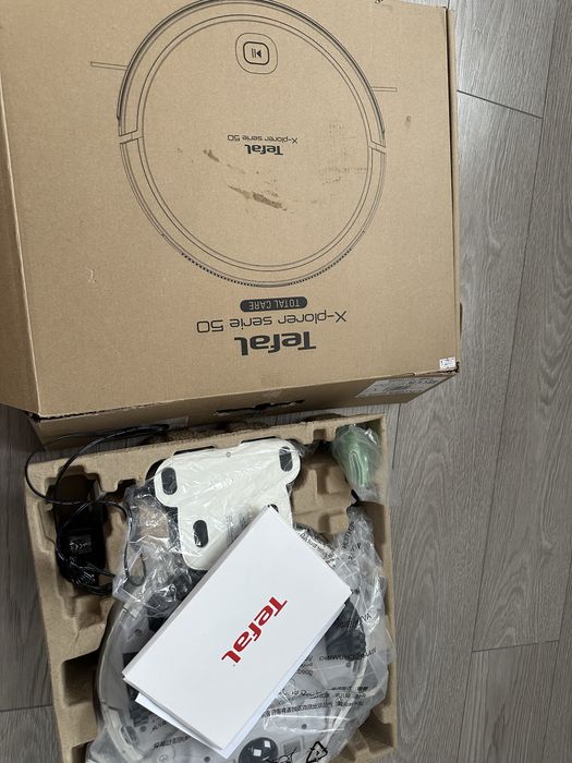 Робот пылесос  Tefal