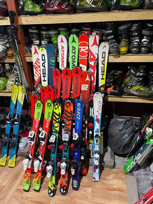 Schiuri skiuri ski clapari skiuri