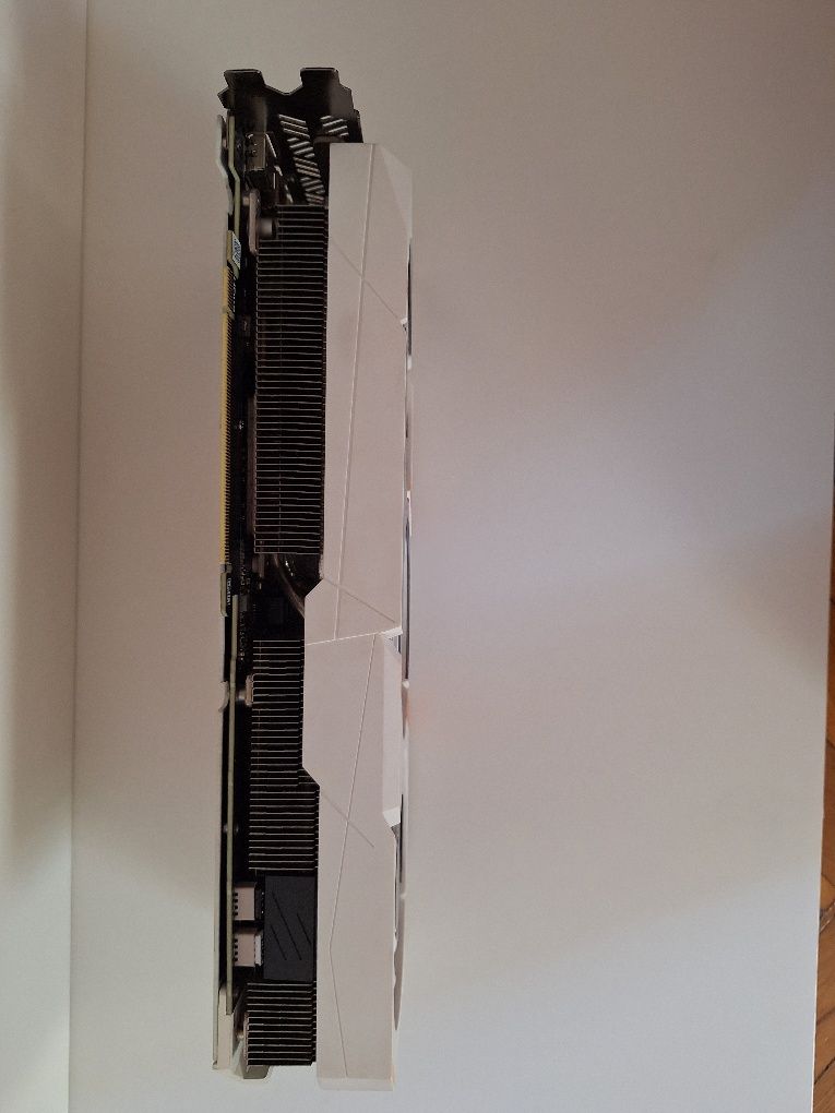 iGame GeForce RTX 3070 Ultra W OC-V.