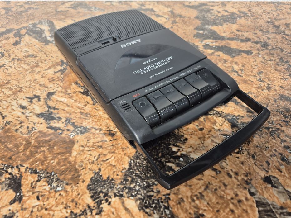 Casetofon player deck marca Sony model TCM - 939