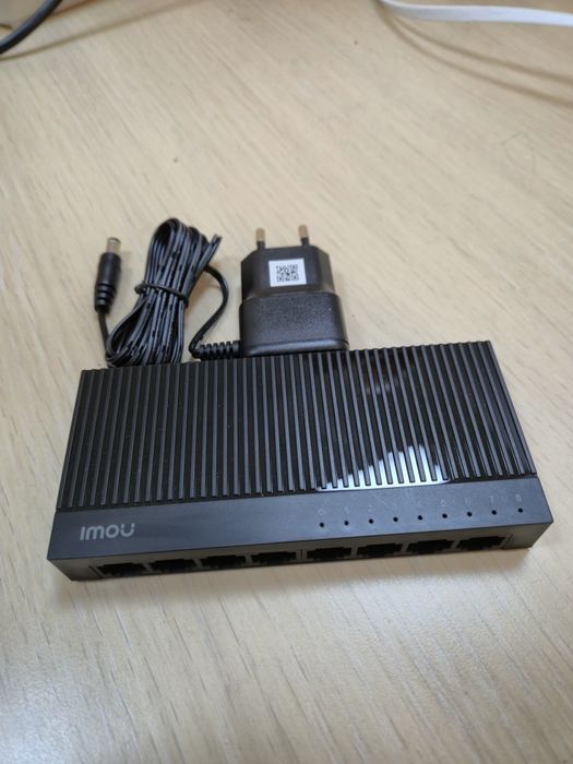 Switch internet 8 porturi