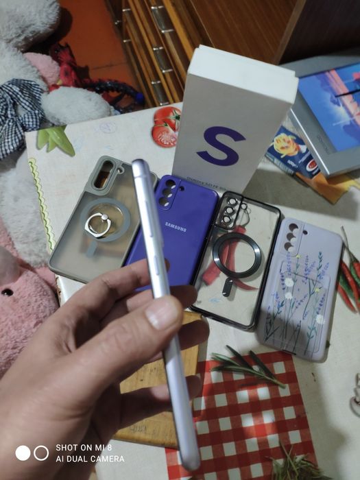 Samsung S21 FE идеальный