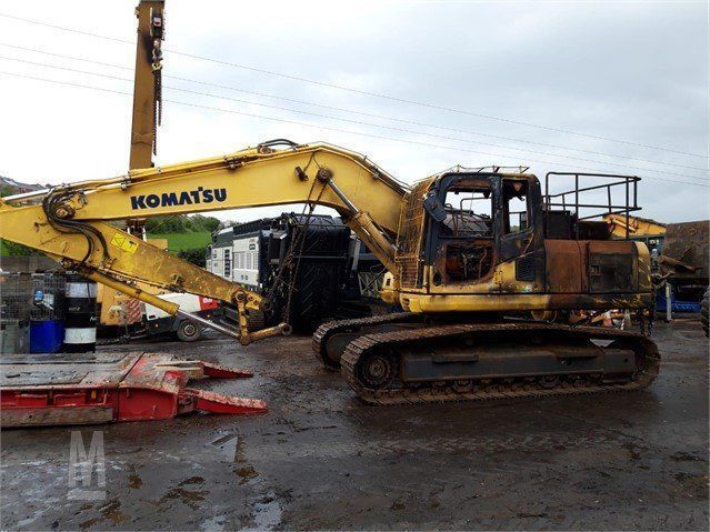 Dezmembram excavator komatsu pc210-8 ult-011638