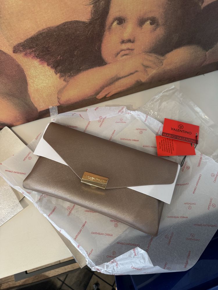Plic clutch Mario Valentino nou metalic rose