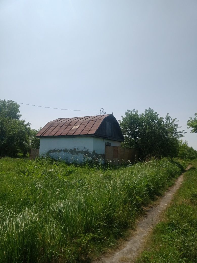 Продам дачу зимний вариант по расписке можно в рассрочку конца 7 линии