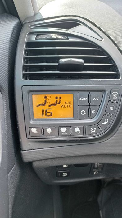 Citroen C4 Picasso 7 Locuri inmatriculata