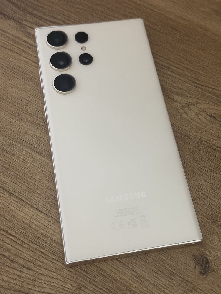 Samsung S23 Ultra impecabil