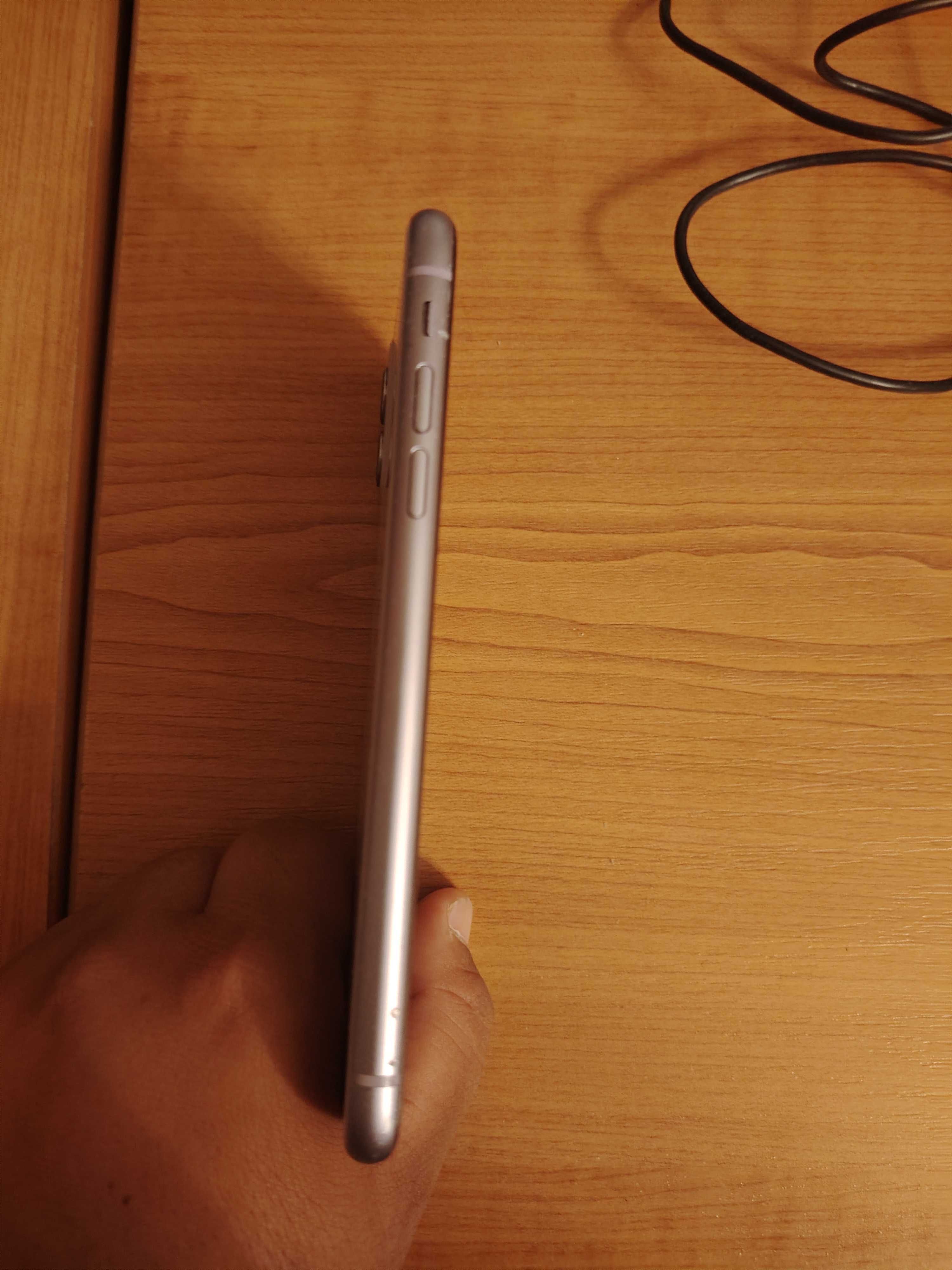 Iphone  11  запазен