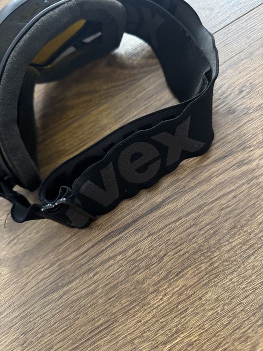 Ски очила Uvex..