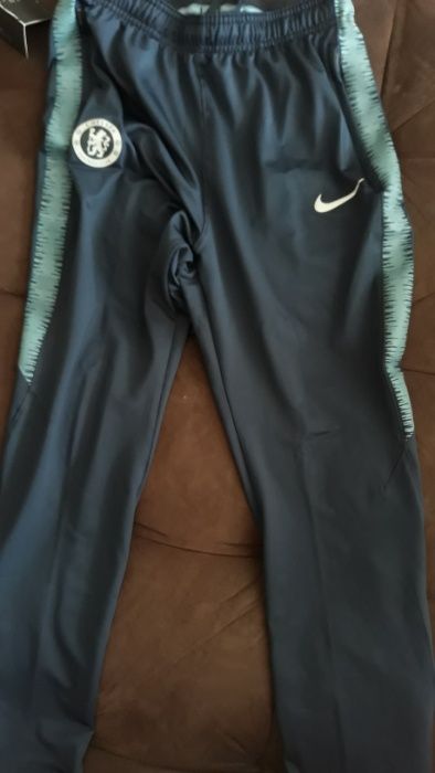 Клин, спортен, Nike, за ръст 158-170 см
