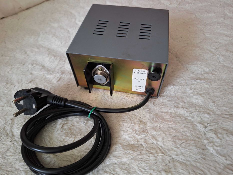 Sursa profesionala stabilizata Techtron SP-602 13,5V 2/4A DC camping