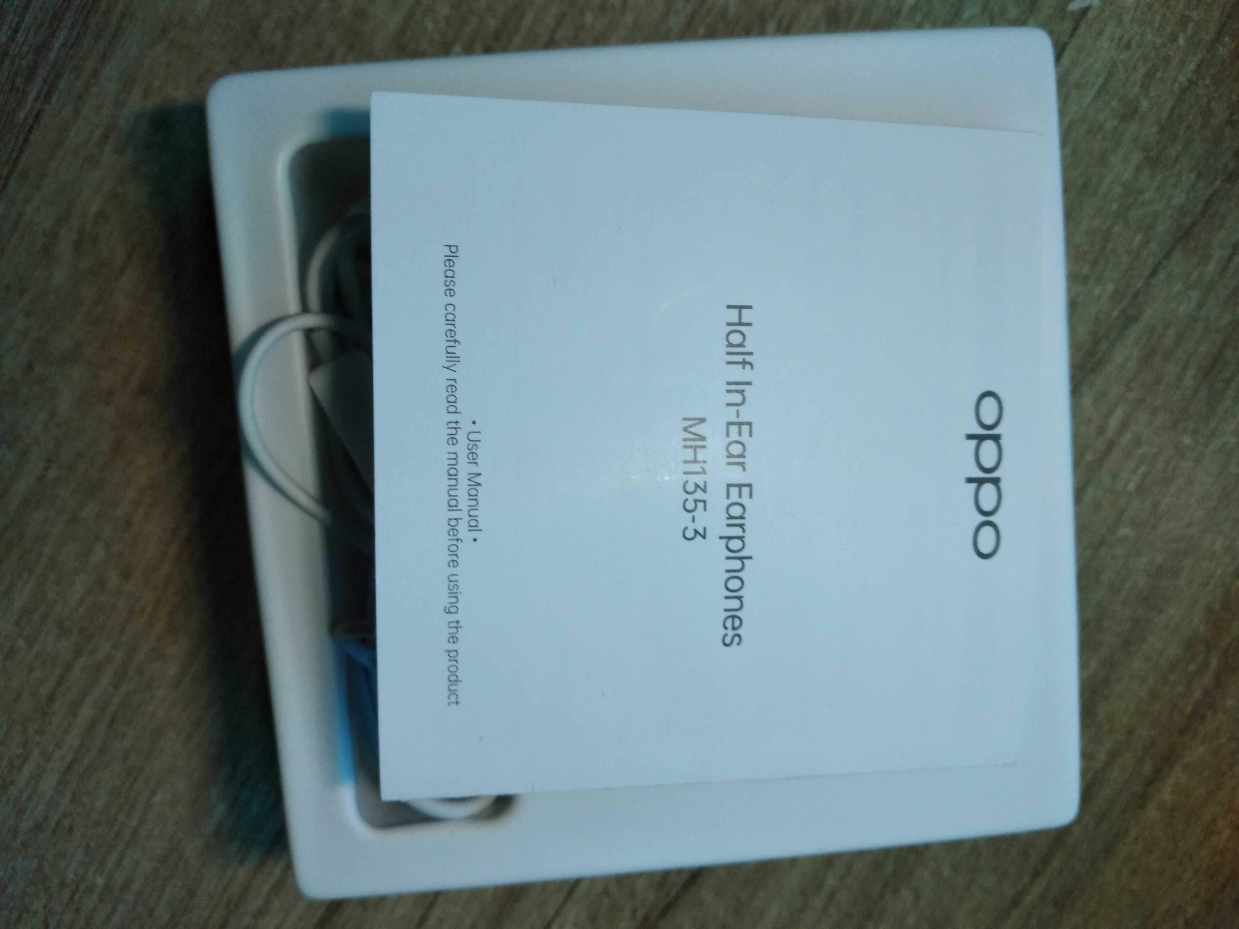 Căști Oppo noi nefolosite