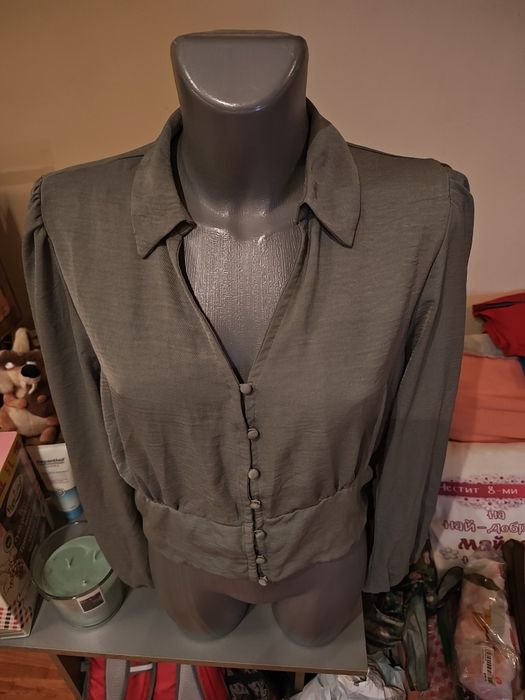 Дреха, цвят маслинен.