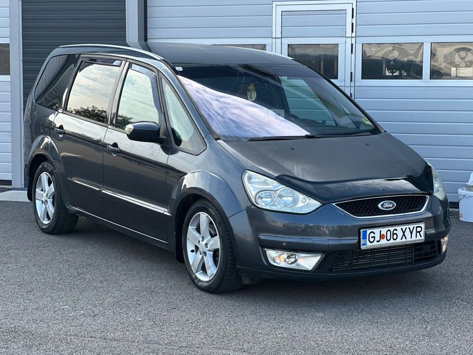 Vand ford galaxy 7+1 locuri