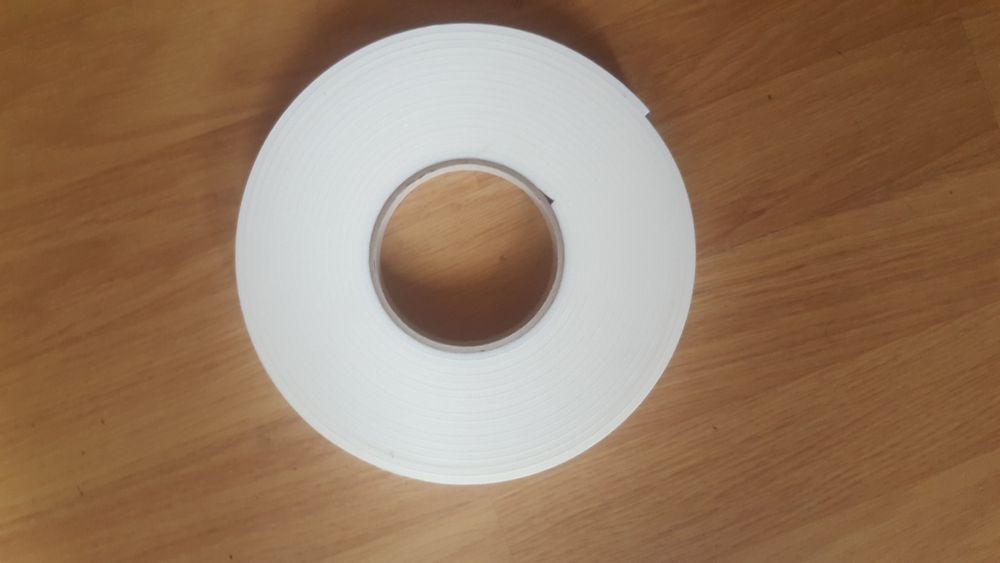 Banda dublu adeziva buretos