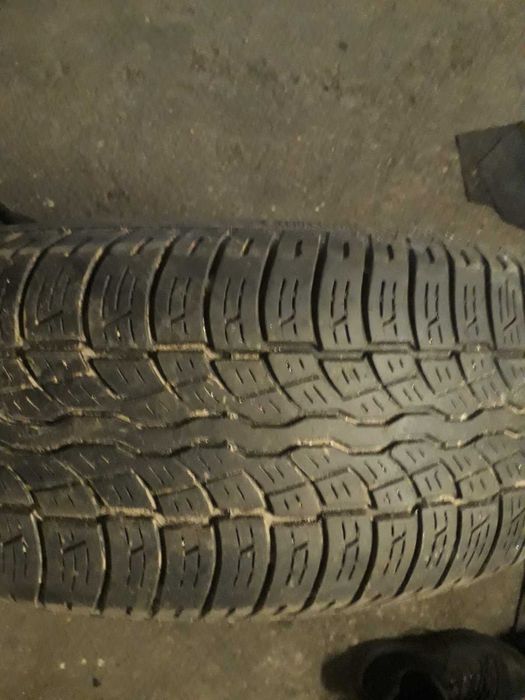 Гуми за джип, 4 бр, в много добро състояние