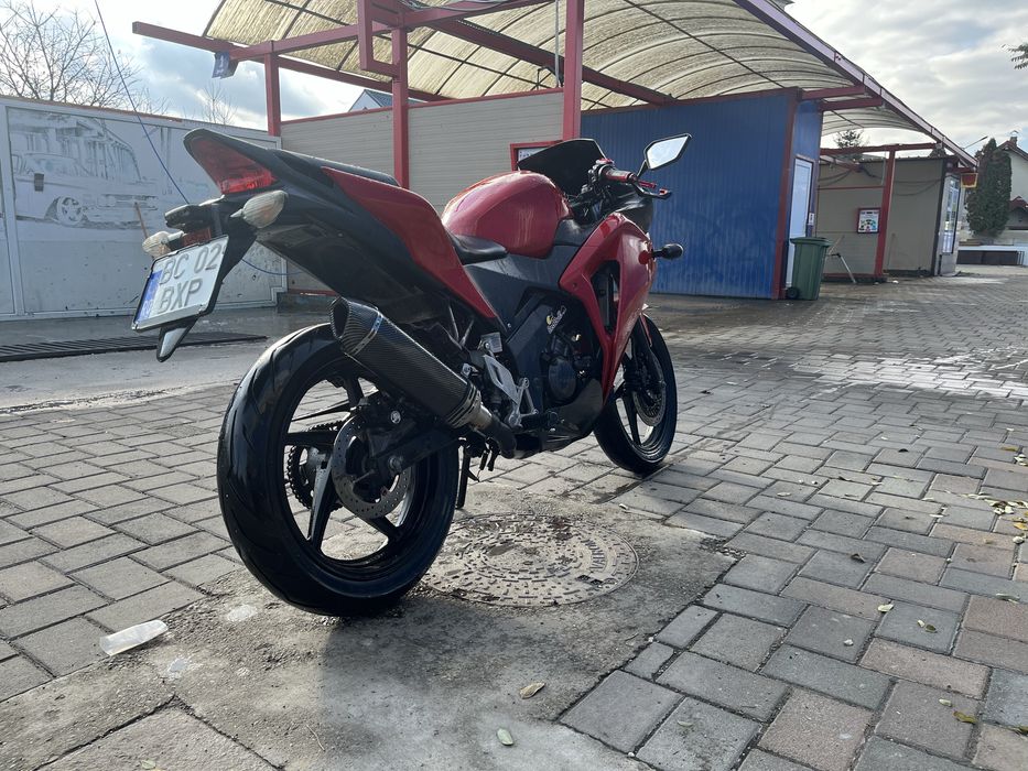 HONDA CBR125R 2013