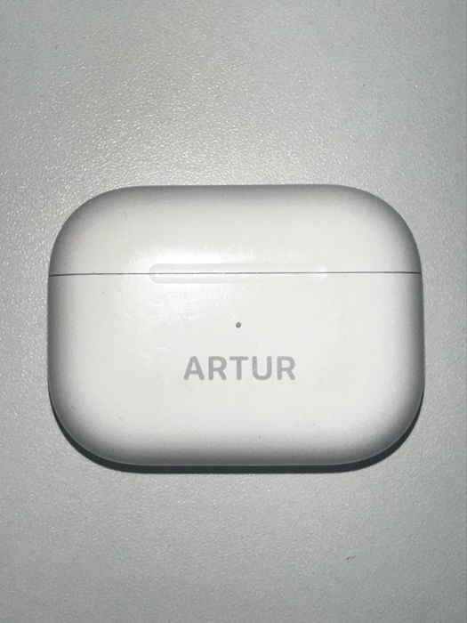 Airpods pro.