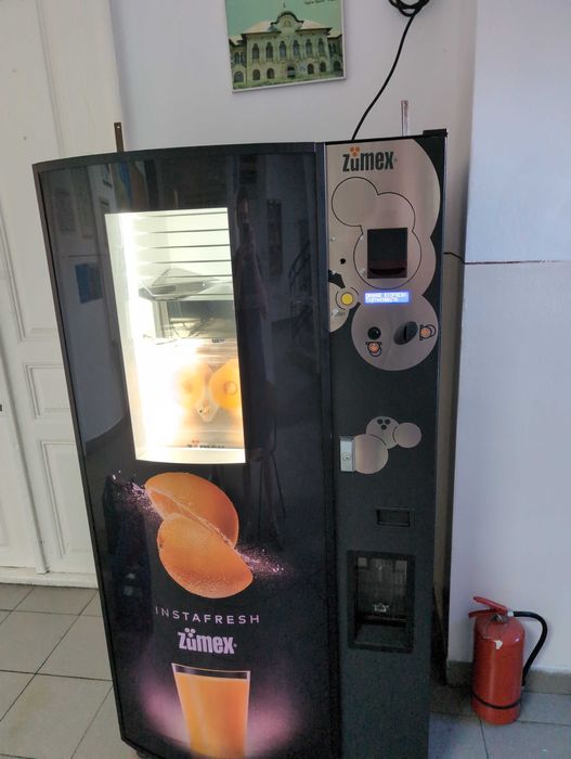 Tonomat fresh de Portocale Zumex vending