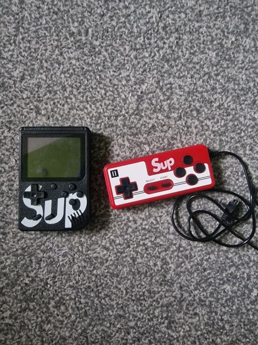 Ретро конзола super mario