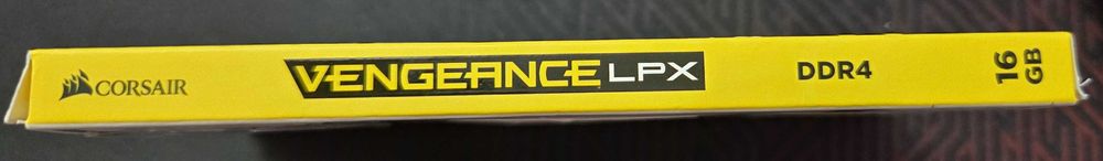 Рам Памет: Corsair VENGEANCE LPX 16GB (2 x 8GB) DDR4 2400MHz C16