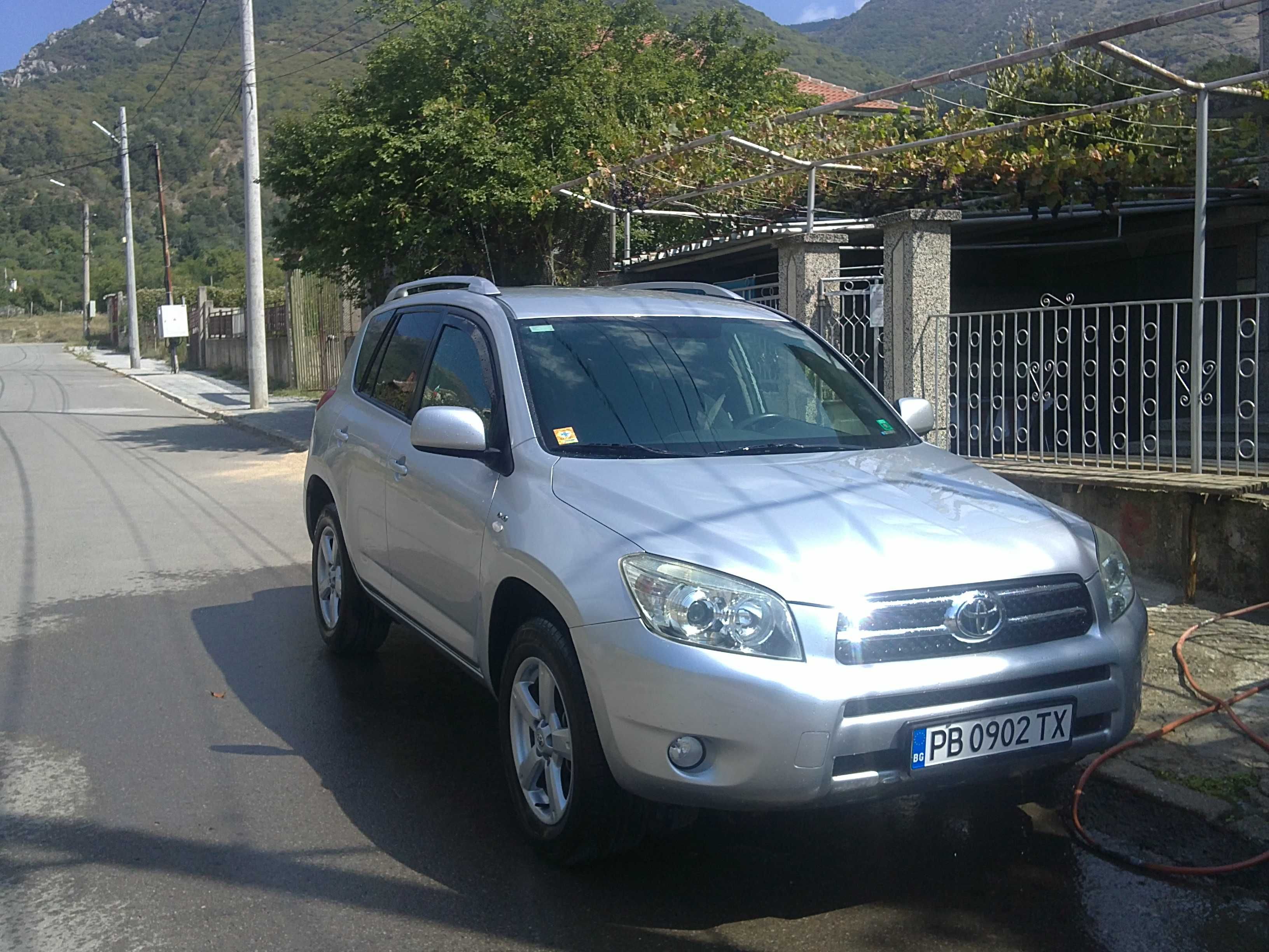 Оригинални Капачка щора за багажник  за Toyota RAV4 от 2006г.до