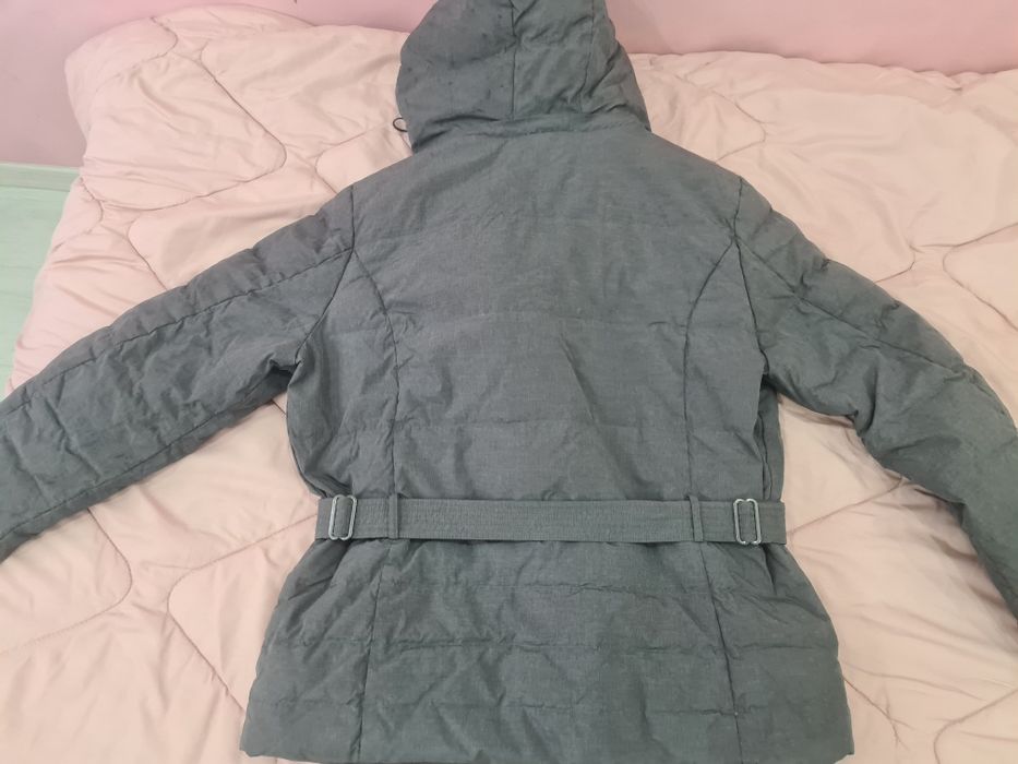 Продавам зимно яке