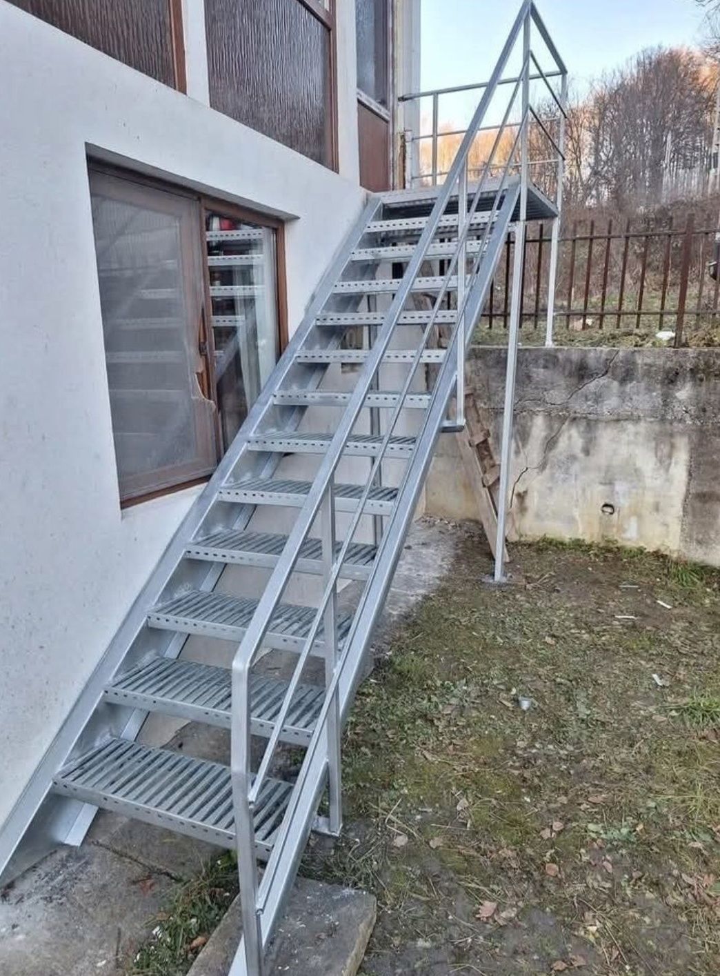 Scari galvanizate