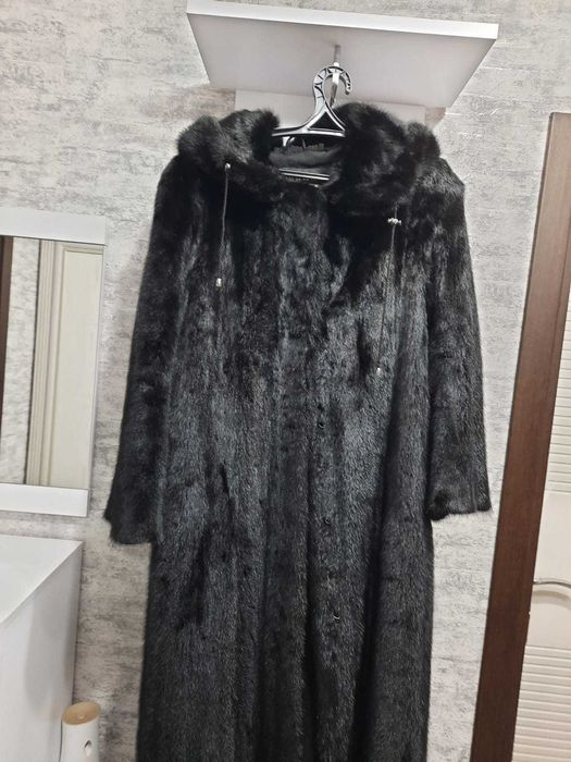 Шуба норковая с капюшоном