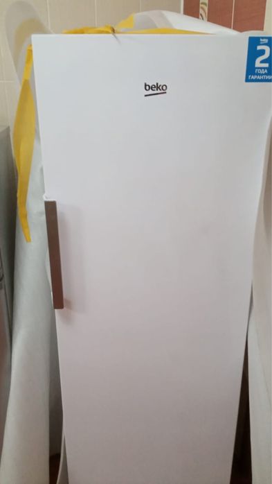 Морозильник BEKO RFSK266T01W, новый (266 л)
