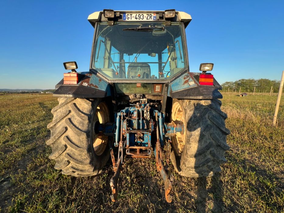 Tractor Ford NewHolland 7840 6 cilindrii 100cp