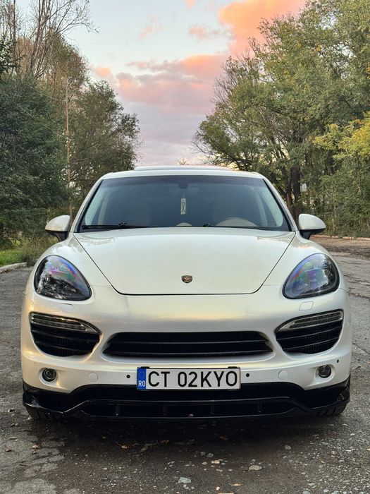 Porsche Cayenne 2011 Alb Perlat Jante 21 Trapa Pachet Maxton