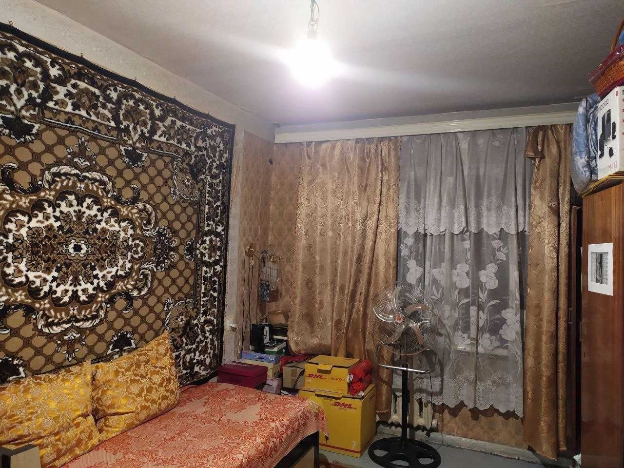 Продажа! 2/5/5 Учувчилар шахарчаси. 40м2. Балкон 1,2/3 Мебель. Техника