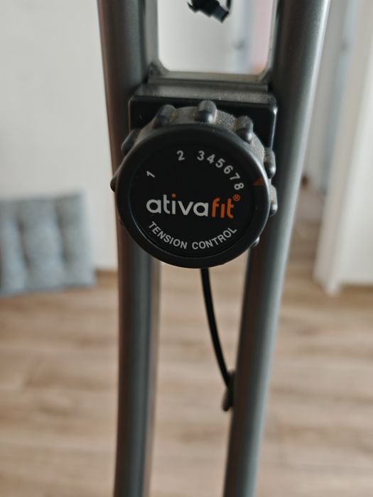 Bicicleta fitness pliabilă