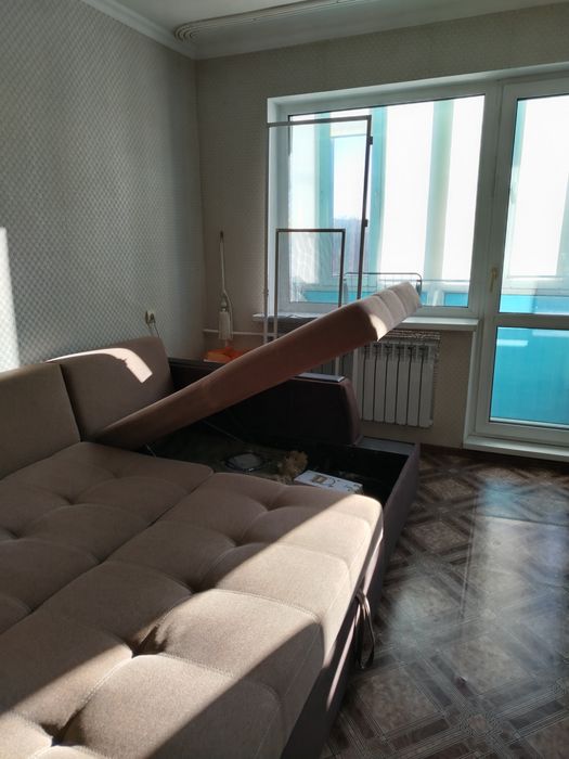 Продам угловой диван