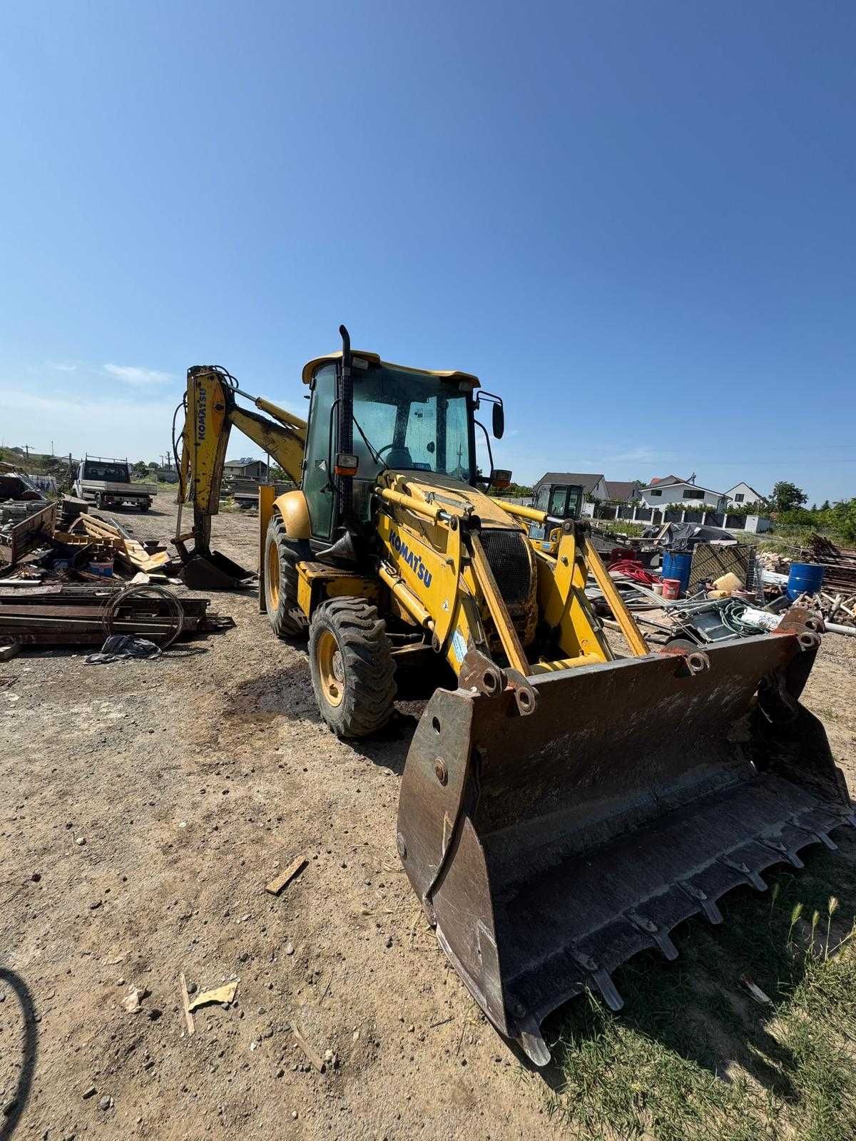 vand buldoexcavator komatsu functional
