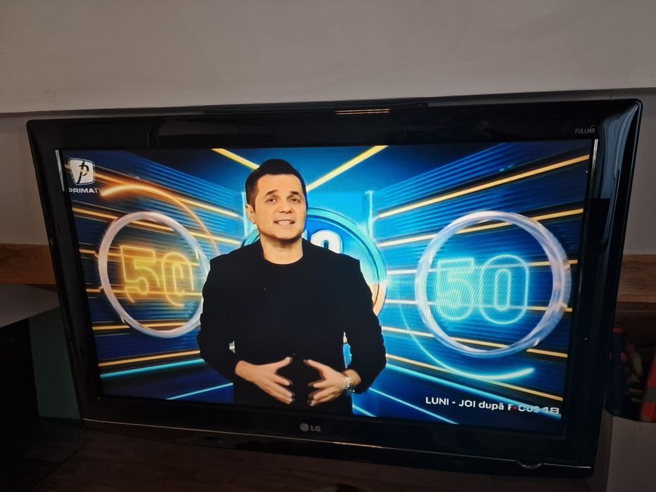 Televizor LCD LG 37LG5000  37"
