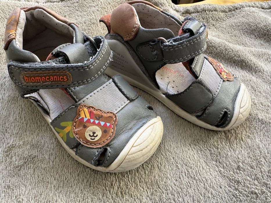 Sandale biomecanics 20
