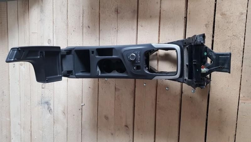 Consola centrală cu cotiera frână mana electronica Opel Insignia A