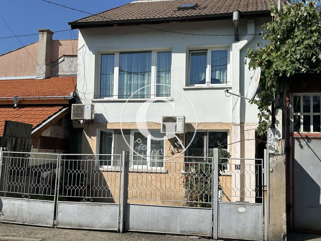 Продава се Тристаен апартамент в София, Левски - 72 кв.м за 1805 €/кв.м - Снимка #9