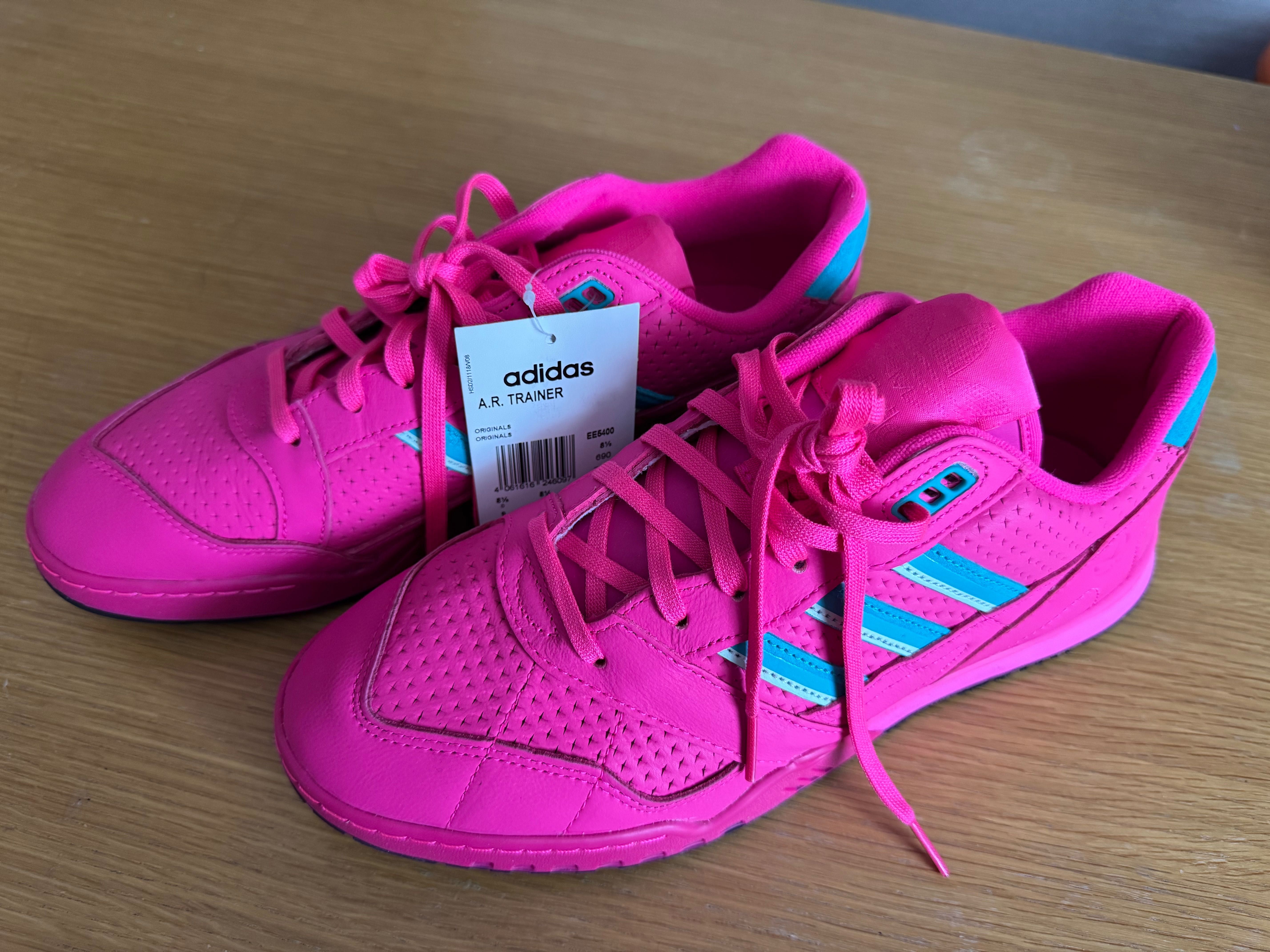 ADIDAS A.R. TRAINER Shock Pink/ Hi-Res Aqua/ Ice Mint EU 42 2/3