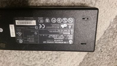 5. Alimentator/incarcator laptop 20V/4.5A 90W LSE0202A2090