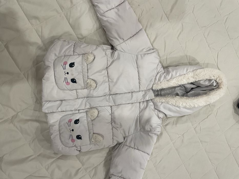 продам куртку на девочку