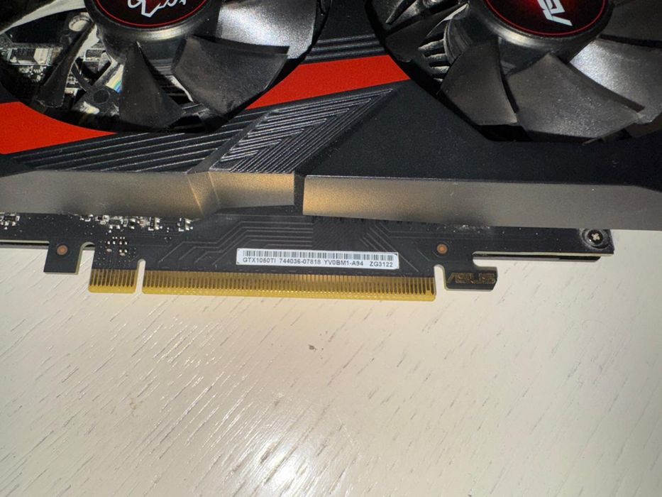 Продам ASUS Cerberus GTX 1050 Ti (4 GB GDDR5)